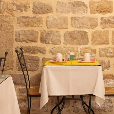 パーム アストテル ホテル 3*