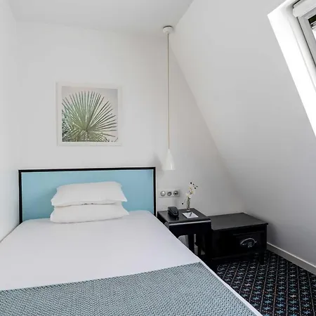 ホテル パーム アストテル パリ