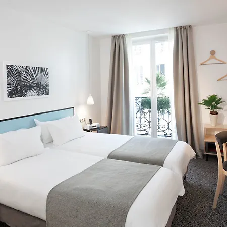 ホテル パーム アストテル パリ