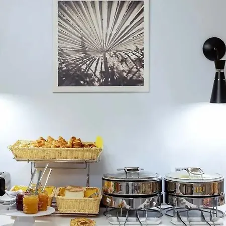 Palm - Astotel Hotell Paris