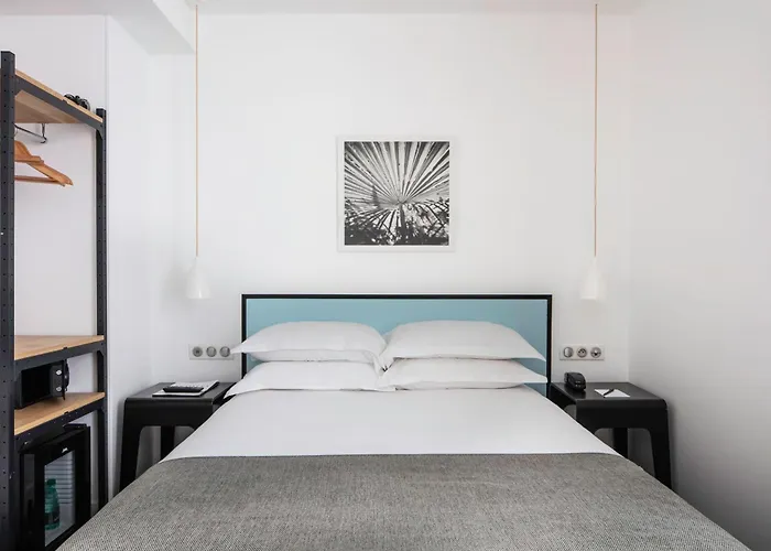 Отель Palm - Astotel 3*