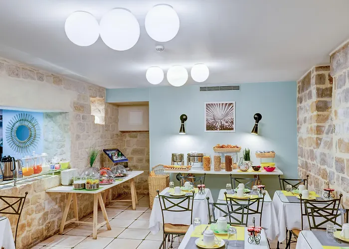 Hotel Palm - Astotel Paryż